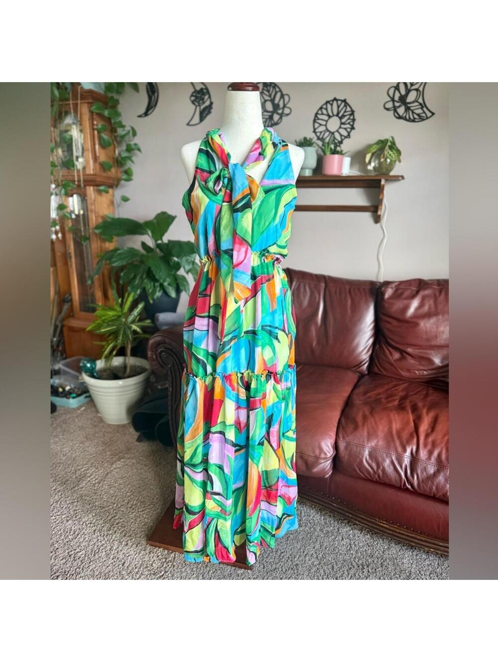 Women’s Size Small Multicolor Sleeveless Colorful Abstract Maxi Dress